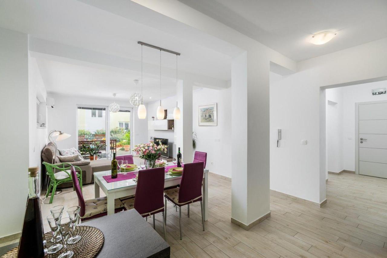 Lux Apartment Sandra มาคาร์สกา ภายนอก รูปภาพ